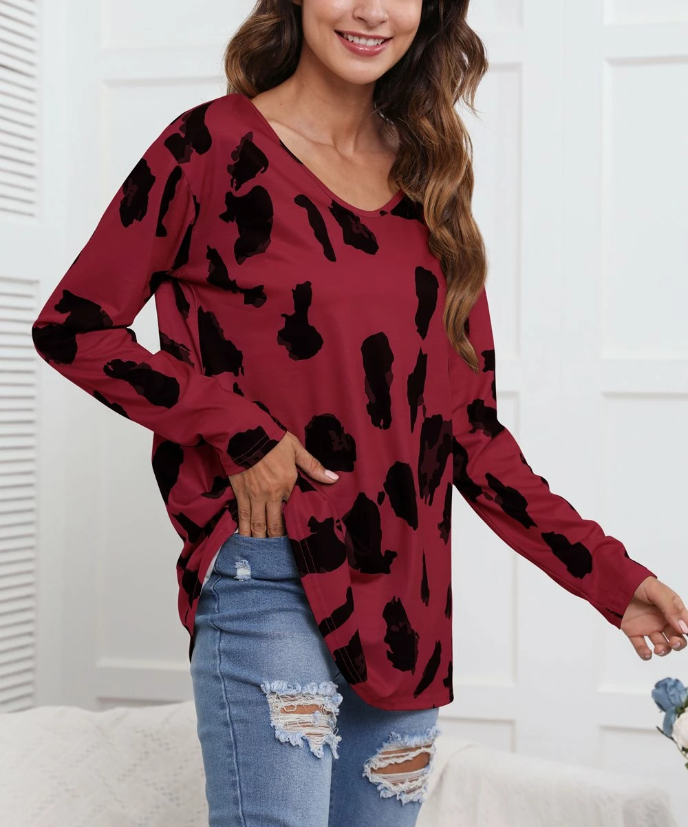 Hot Sale โญ CELLABIE Red & Black Abstract Long-Sleeve V-Neck Top - ๐ฉ Women ๐ 5 Hot Sale โญ CELLABIE Red & Black Abstract Long-Sleeve V-Neck Top - ๐ฉ Women ๐ - Image 3