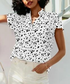 Buy 👏 CELLABIE White & Black Abstract Mandarin-Collar Button-Up Top - 👩 Women 🎁 -CELLABIE shop zu105078244 alt 1 tm1649950527