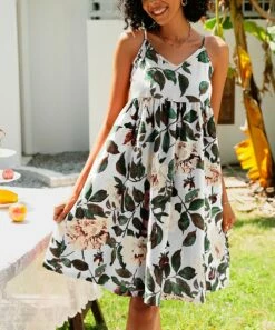 Brand new 🧨 CELLABIE White & Pink Floral Sleeveless V-Neck Empire-Waist 👗 Dress - 👩 Women 🛒